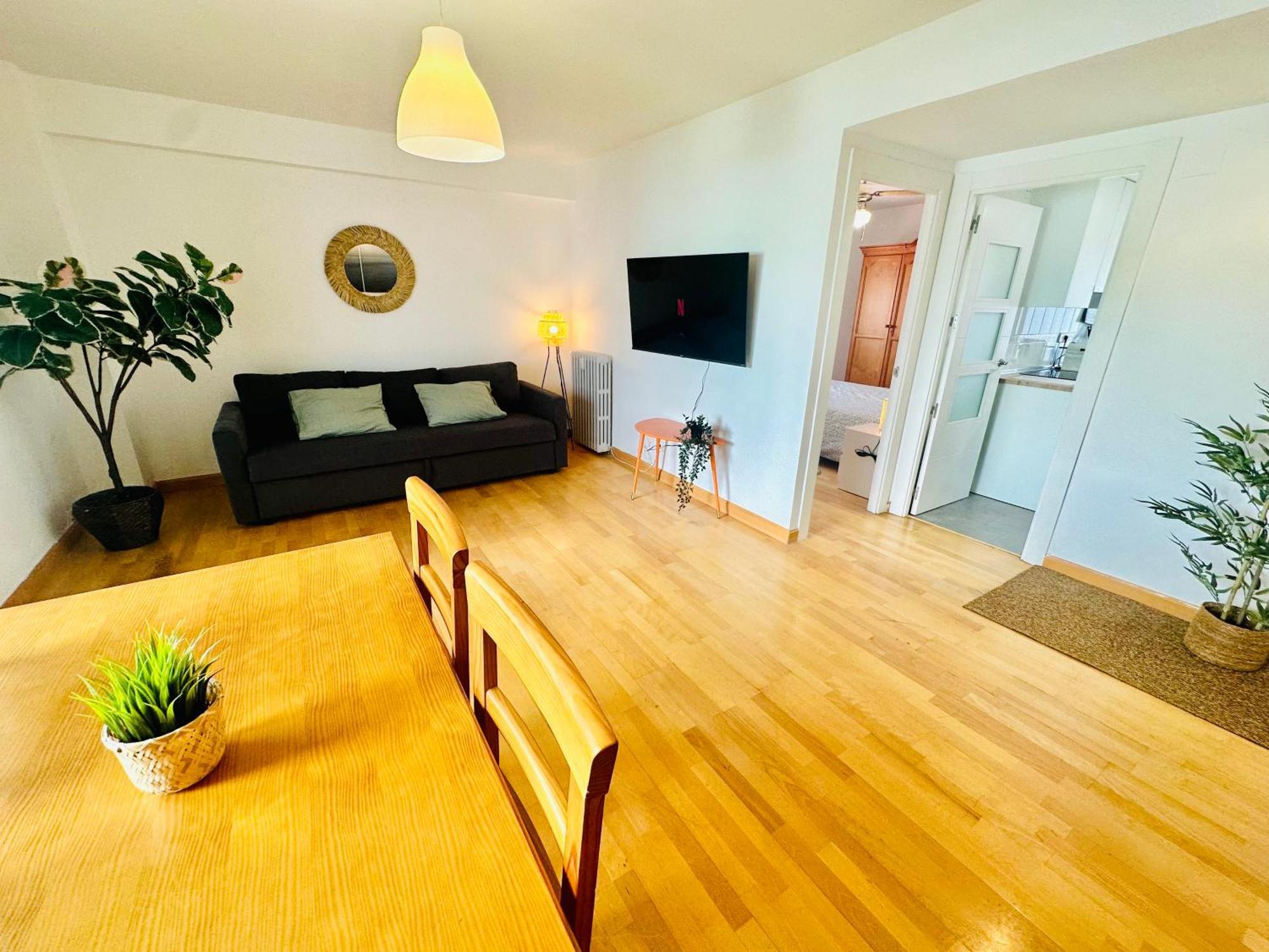 La Ibiza Del Pilar Apartman Zaragoza Kültér fotó